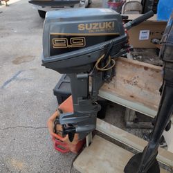 Suzuki 9.9 Outboard Boat Motor 