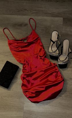 Red Silky BodyCon Dress🤩 With Open Back