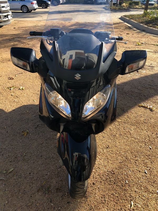 Suzuki burgman 650 for Sale in Lancaster, TX - OfferUp