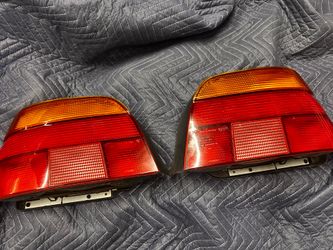 1997 BMW 528i e39 rear light assembly