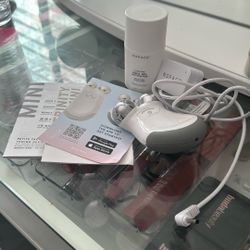 NuFACE Mini Facial Toning Device – Excellent Condition, Used 2x, Includes Charger & Manuals