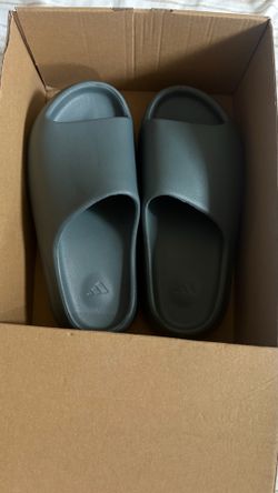 brand new yeezy slides