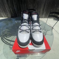 Jordan Retro Playoff 9s Size 10 From 2010
