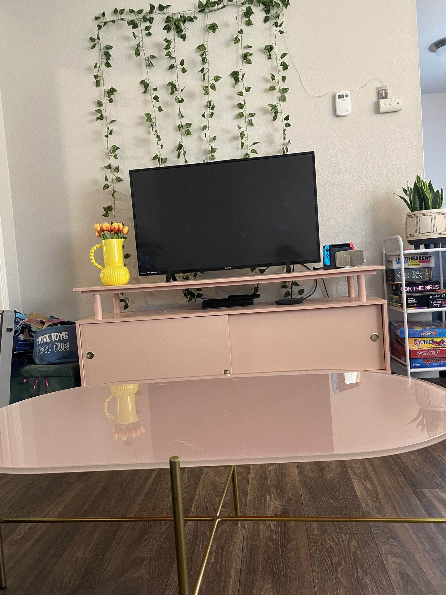Table And Tv Stand Set 