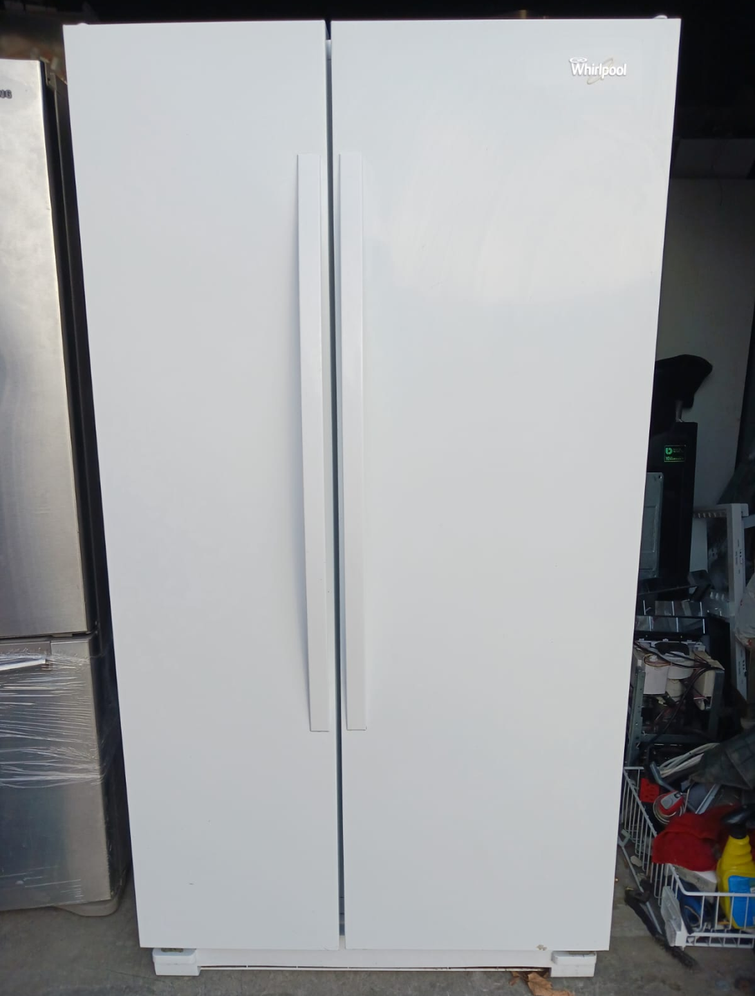 Whirlpool Side By Side White Fridge
