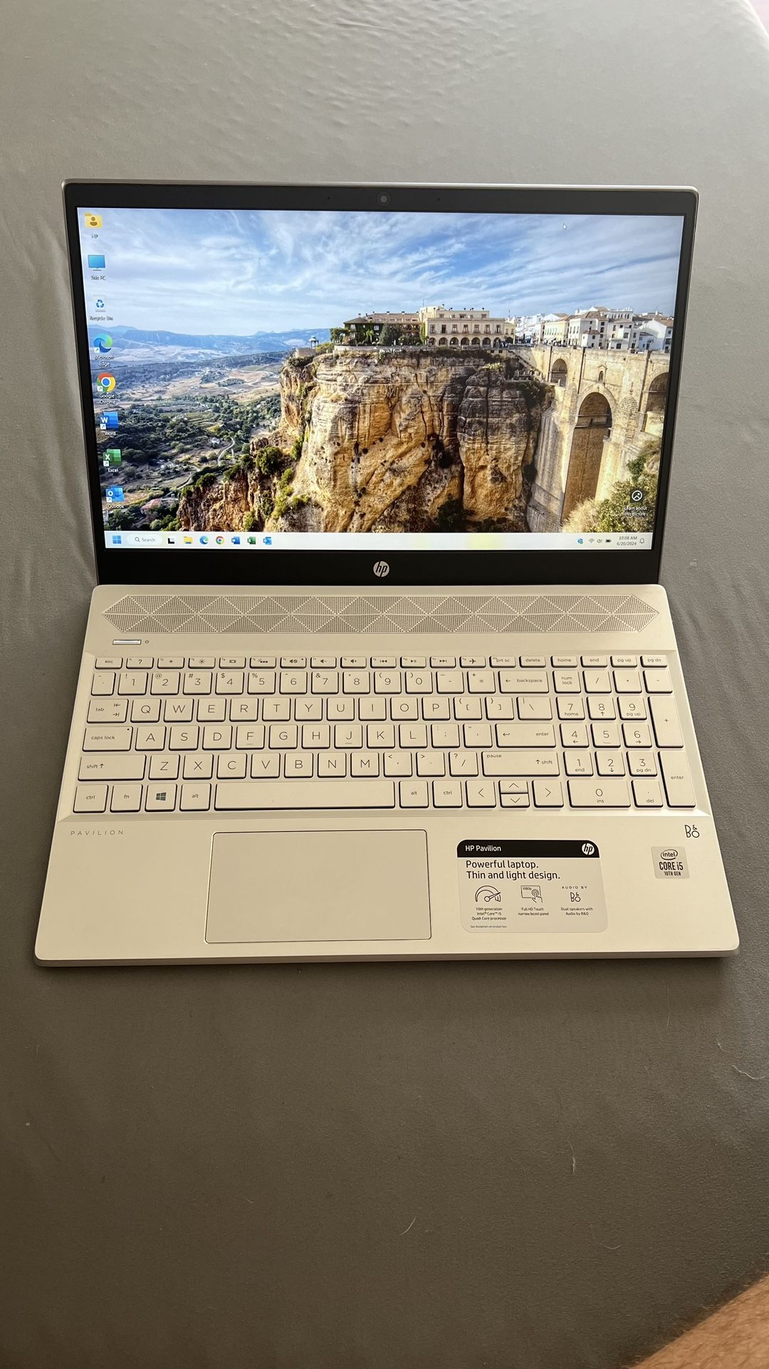 Like New 15.6” HP Pavilion Laptop (Very Clean)
