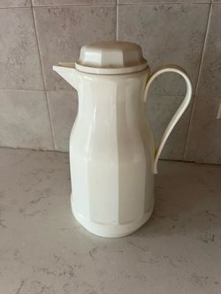Cream Plastic Insulated Thermal Carafe