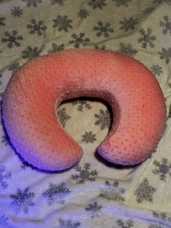 Boppy pillow