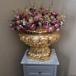 Gold Color Flower Vase W Flowers 