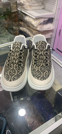 New casual shoes size 39,40 41,42,44