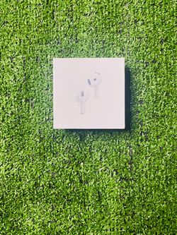 Apple AirPods 4th gen white