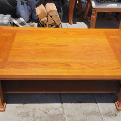 Coffee And End Tables 