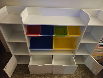 Toy organizer