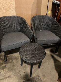 Grey Woven Rattan Patio Arm Chair Set. Still In Good Condition(See & Click On Pictures)