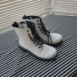 Combat Boots