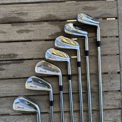 Mizuno Iron Combo Set of Golf Clubs