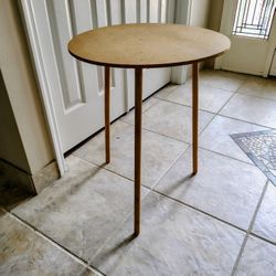 FOUR Display Tables - Take Apart for Easy Storage
