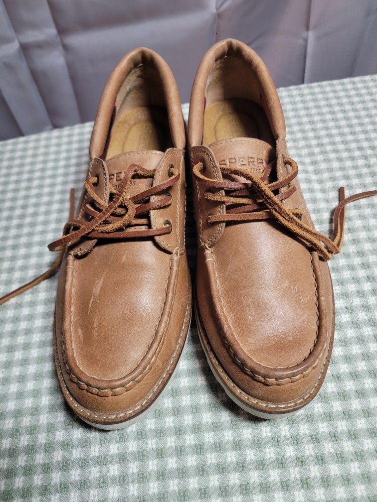 Sperry Authentic Original 2-Eye boat shoes in tan leather Size 9