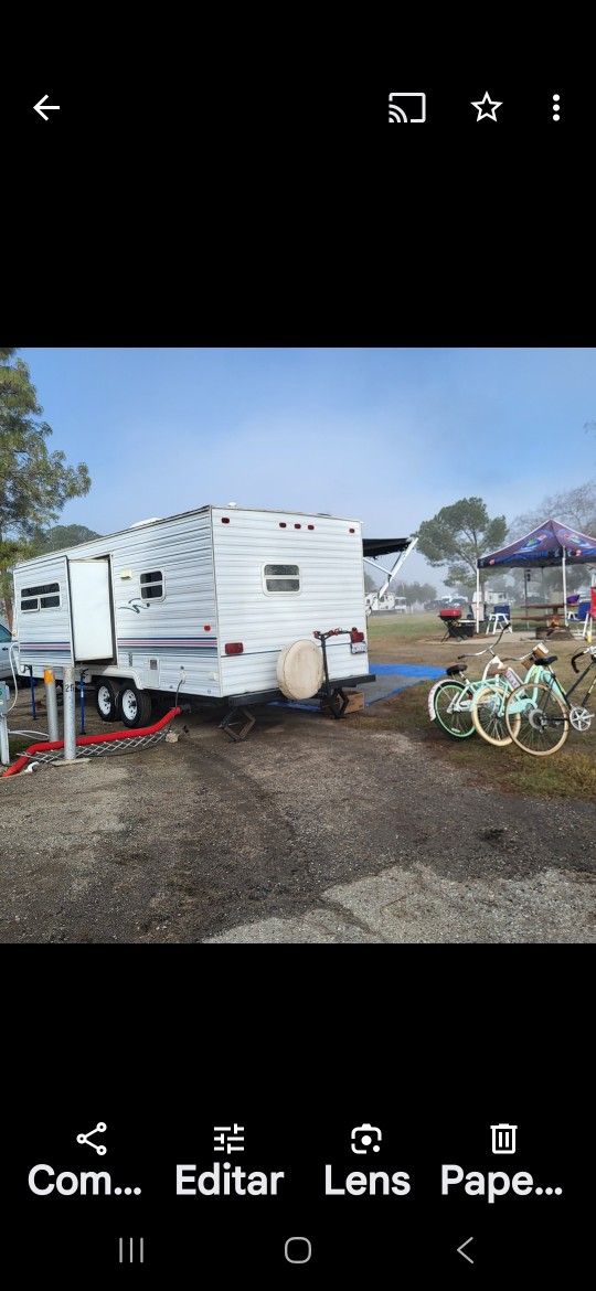 2001 Travel Trailer 