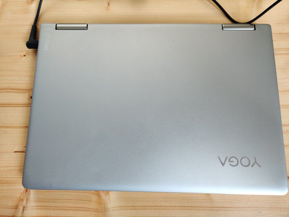 Lenovo Yoga 710