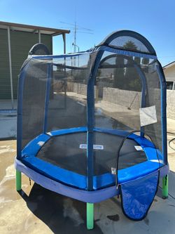 Kids trampoline
