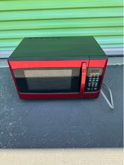 🔥 Hamilton Beach Digital Microwave – Red Finis🔥