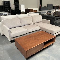 Modern Reversible Chaise Sectional 