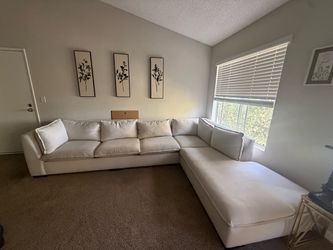 Sectional couch