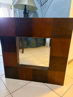 Wall mirror