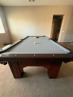 Pool table