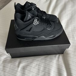 Retro 4 “Black Cat” Size 7 Men’s/ 8.5 Women’s