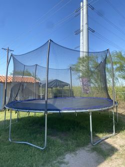Skywalker Trampoline 16FT  Lo compre en Acadey . hace 3 meses 
