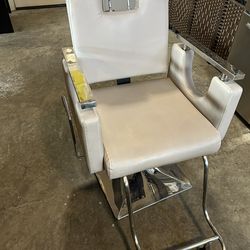 Luxmars Barber/Salon Chair