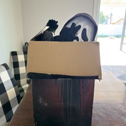 USED Ghost Face Animatronic