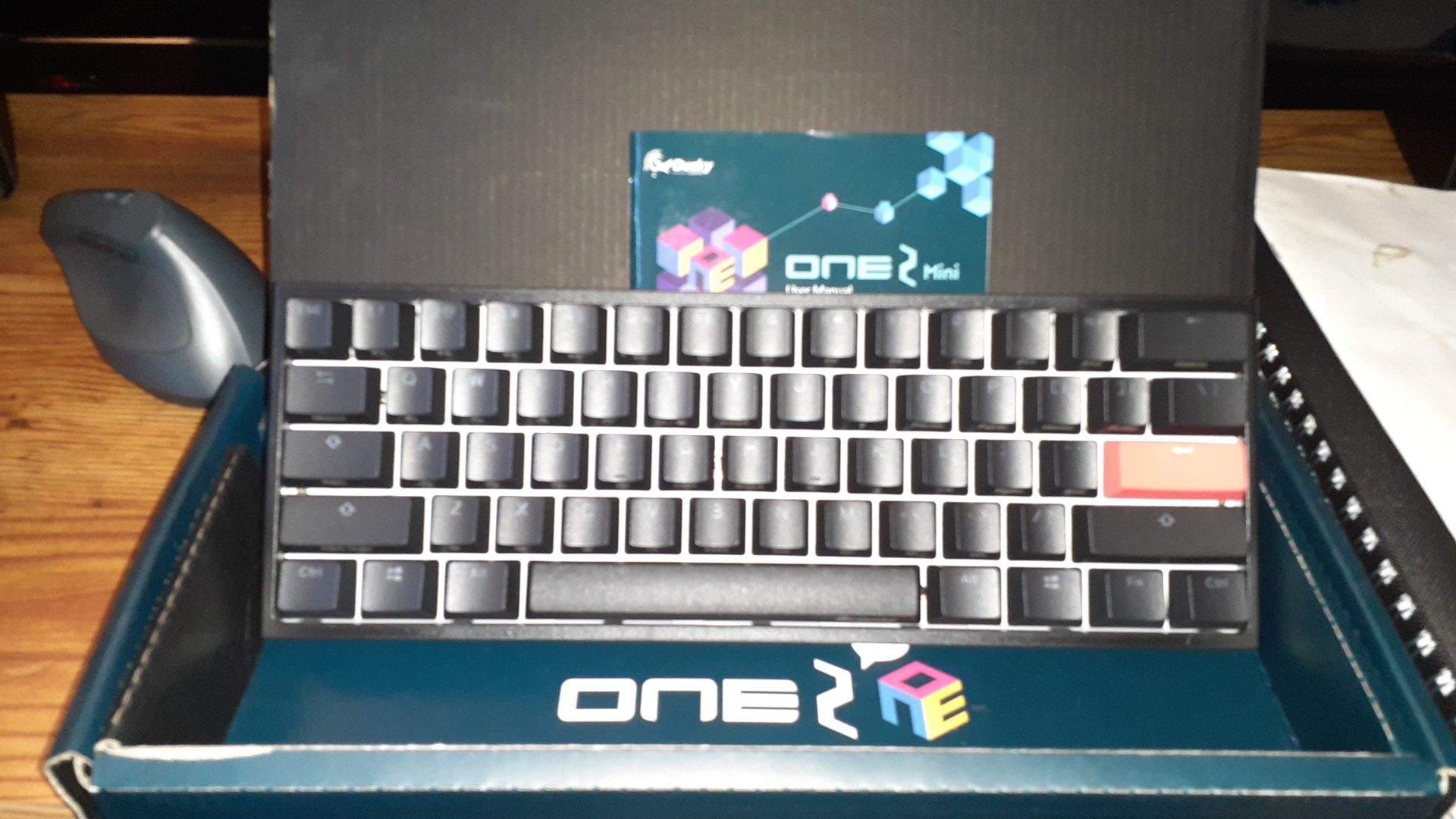 DUCKY CHANNEL ONE S MINI GAMEING KEY BOARD