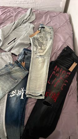 STREETWEAR CLOTHING