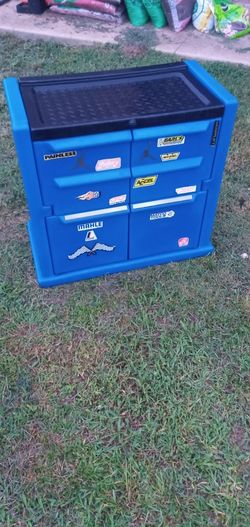 Step2 Automotive Child Chest Cabinet 4door
