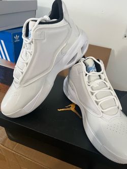 JORDAN MAX AURA 4
