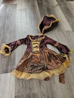 Pirate Halloween costume used size 3-4 t