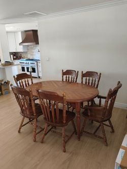 Table with 6 Chairs