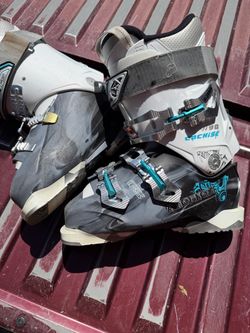 Tecnica Cochise W90 Ski Boots