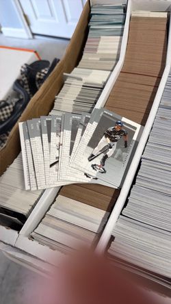 Large Lot of Baseball Cards
