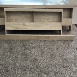 Kids Platform Bed With Book Shelves 
