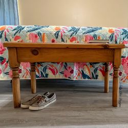 Rustic Oak End Of The Bed/Entryway Bench
