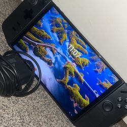 Lenovo Legion Go 8.8” 144hz Handheld Gaming PC 512GB SSD