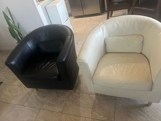 Two mother letter, chairs