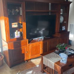 Real Maple Wood Entertainment Center
