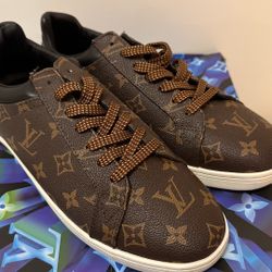 Louis Vuitton Sneakers 1 To 1 Just Like Og's 