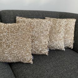 Decorative sequin pillows