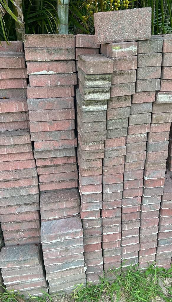Red Charcoal Concrete Paver 7.87 in. L x 3.94 in. W x 1.77 in. $1,15 each one